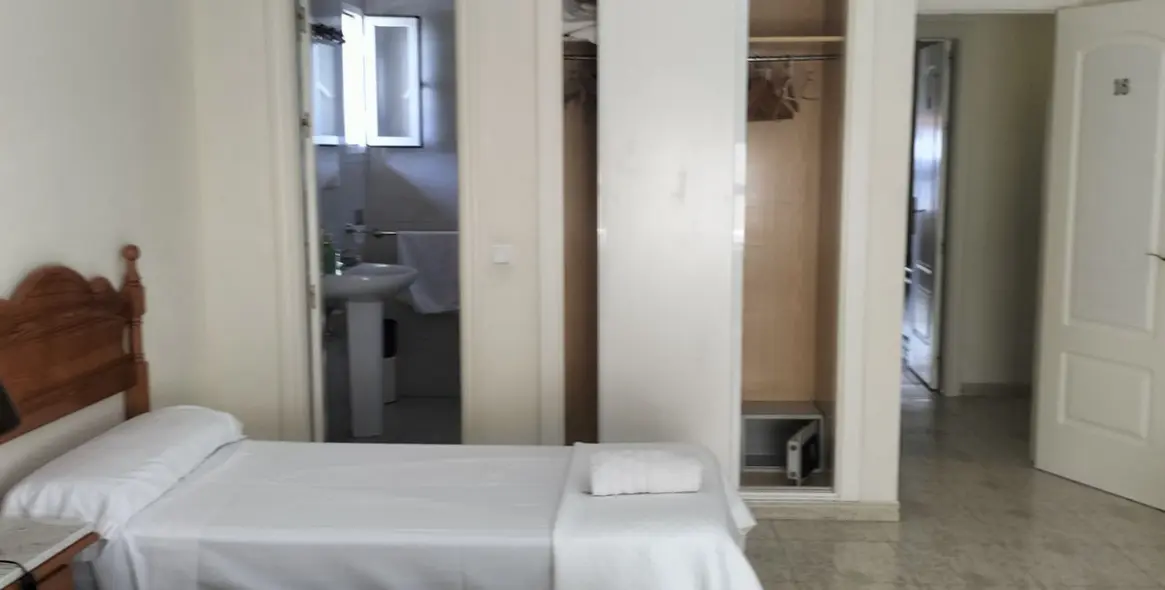 Sale of hostel in San Pedro de Alcántara 21