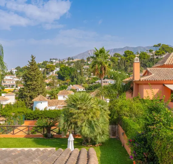 Venta de villa independiente en Sierrezuela