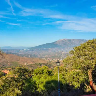 Sale of detached villa in La Mairena