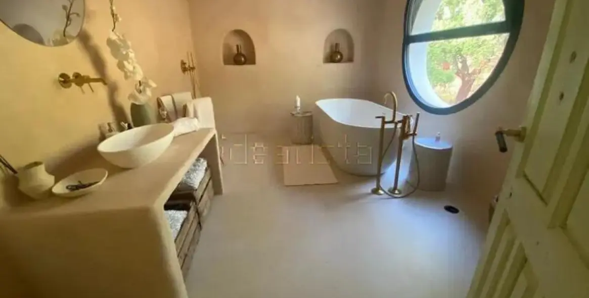 Sale of finca - cortijo in Monda 4