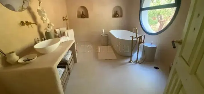 Продажа финки в Monda 3