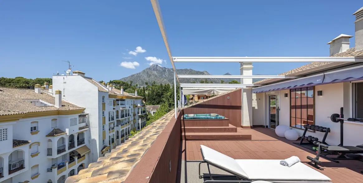 Venta de ático dúplex en The Golden Mile 5