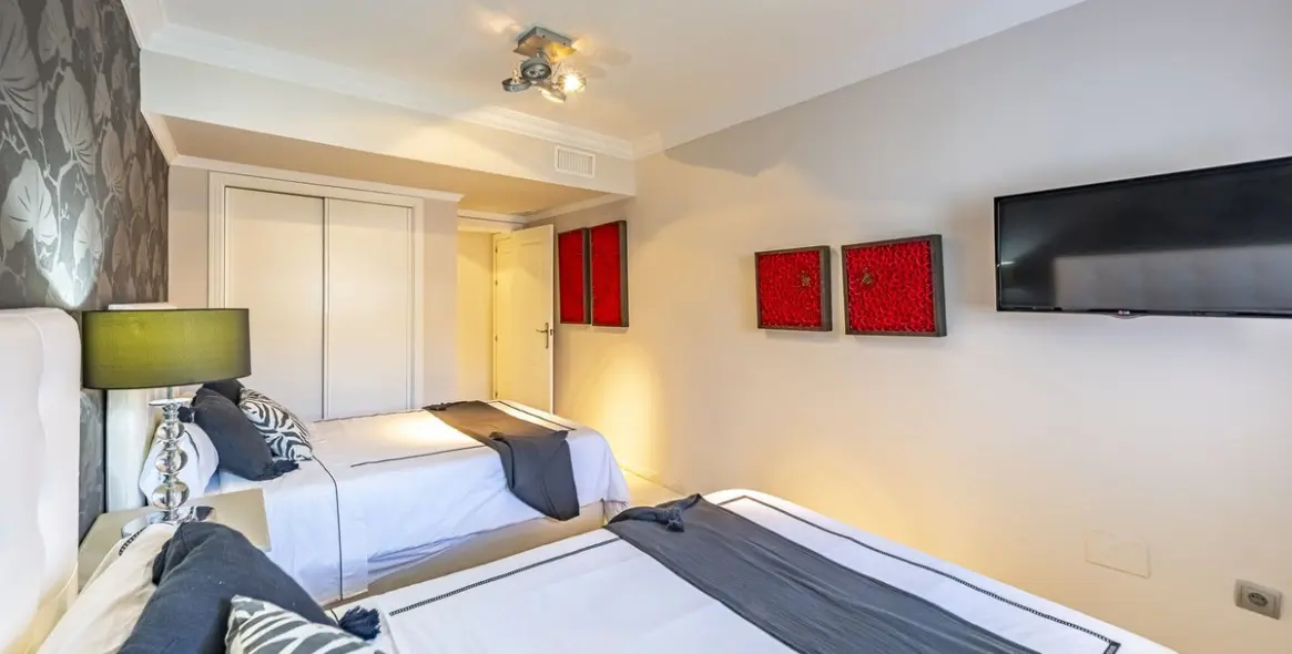 Venta de ático dúplex en The Golden Mile 37