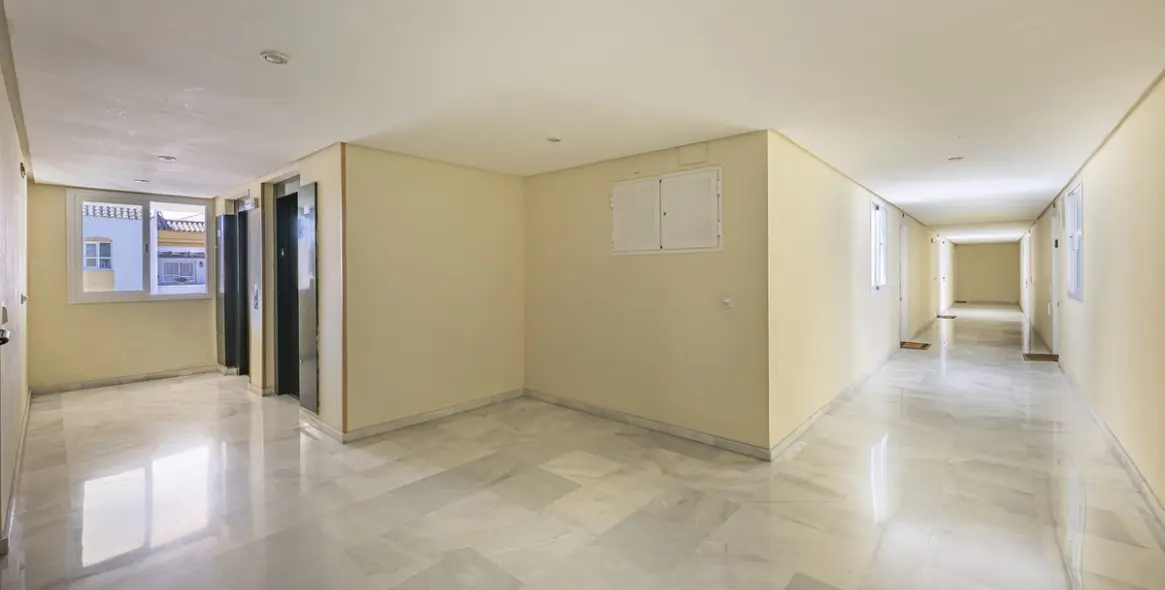 Venta de ático dúplex en The Golden Mile 39