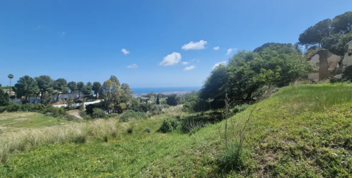 Продажа  жилого участка в Mijas 4