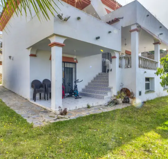 Villa independiente R5058622