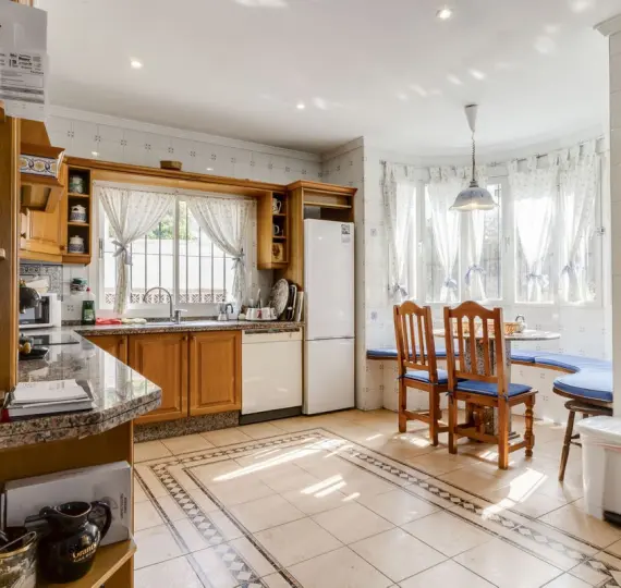 Villa independiente R5058622