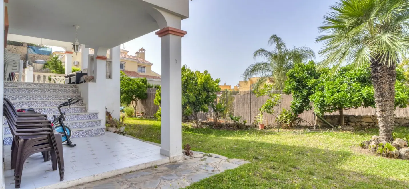 Продажа  отдельно стоящей виллы в Marbella 1