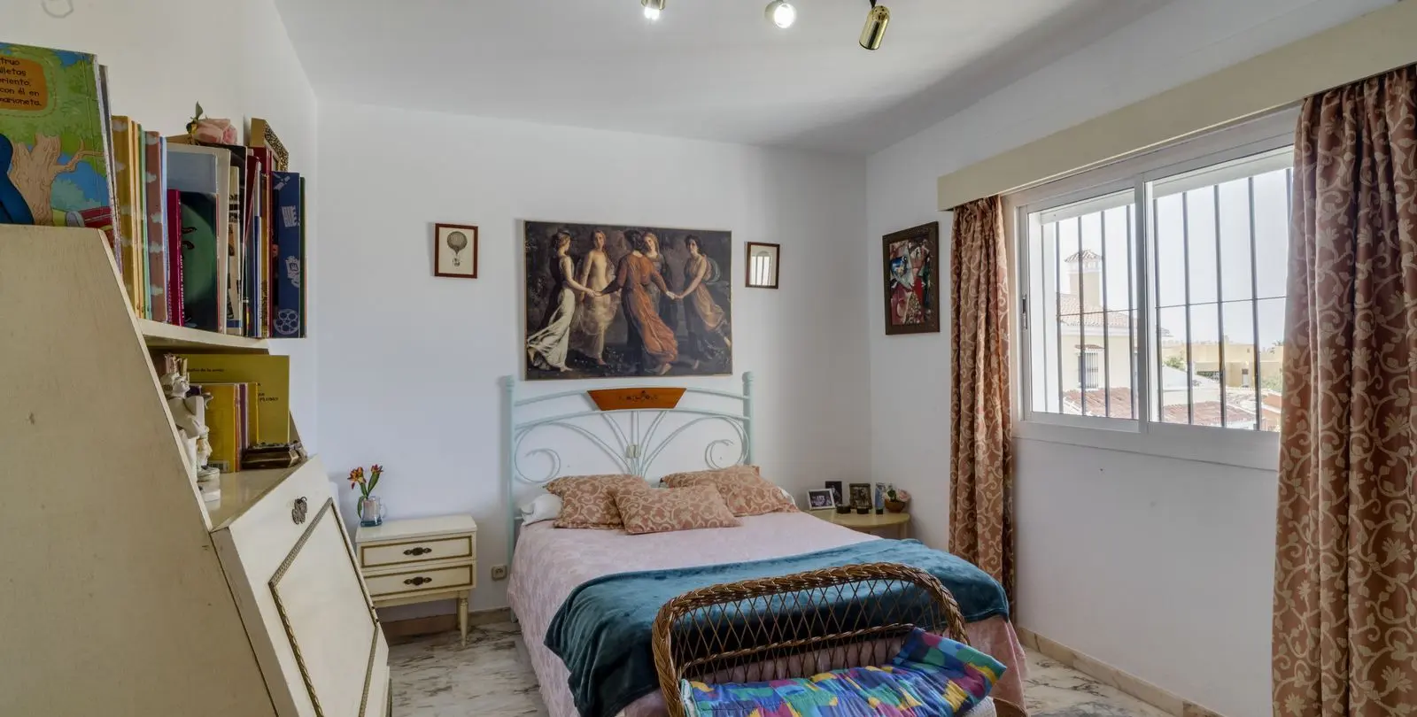 Sale of detached villa in Marbella 31
