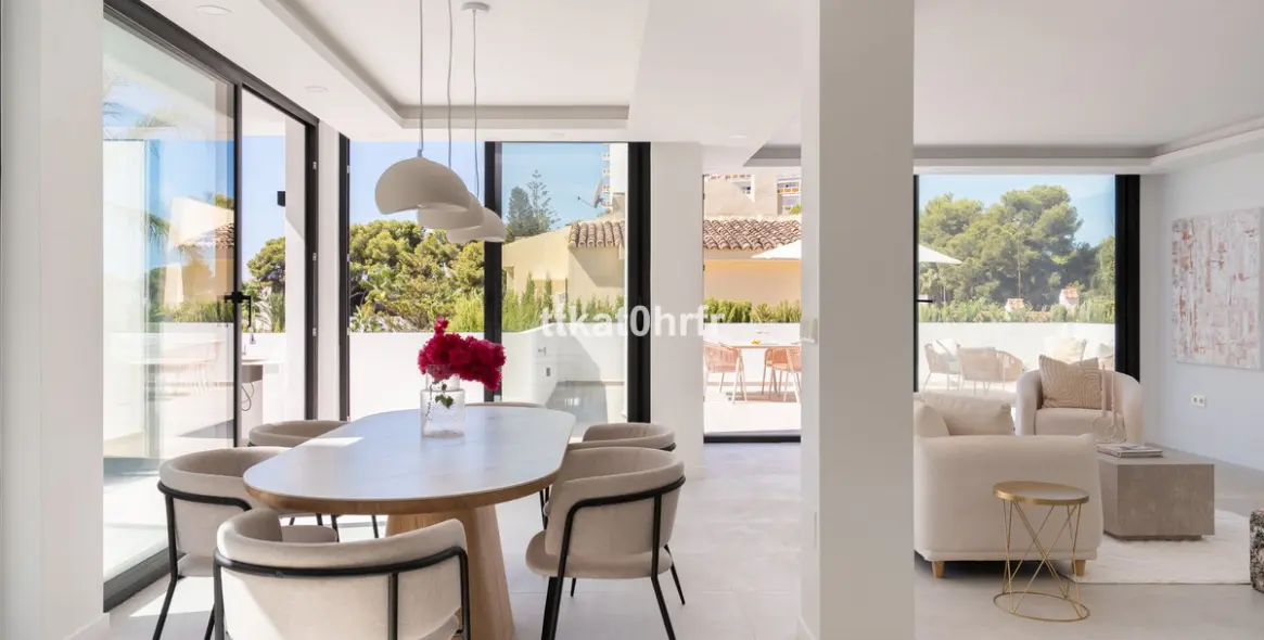 Продажа  отдельно стоящей виллы в Nueva Andalucía 2