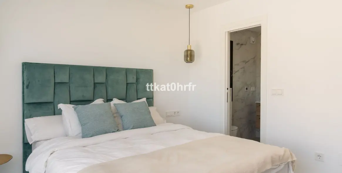 Sale of detached villa in Nueva Andalucía 24