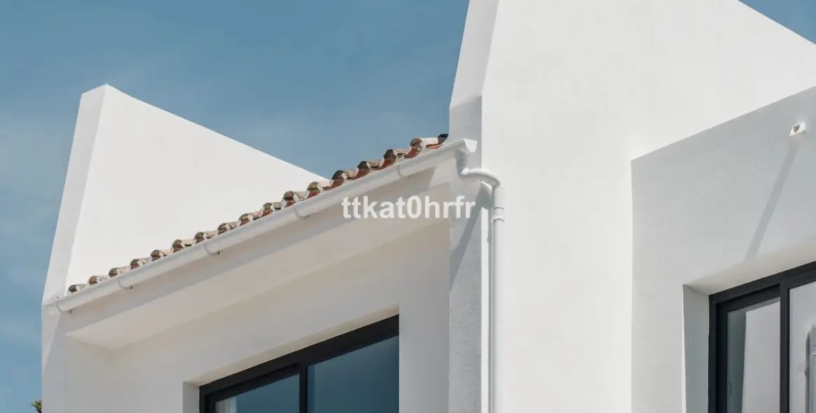 Sale of detached villa in Nueva Andalucía 35