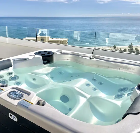 Продажа двухуровневого пентхауса в Carvajal