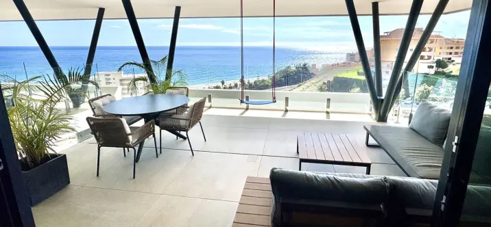 Продажа двухуровневого пентхауса в Carvajal 2