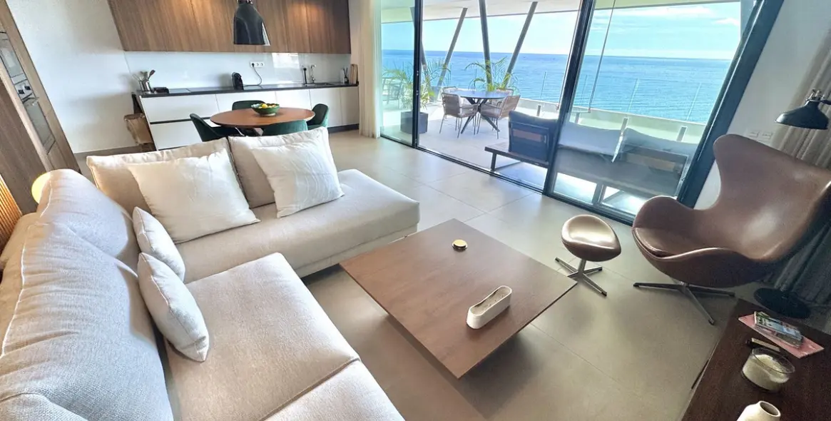 Sale of penthouse duplex in Carvajal 4