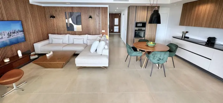 Продажа двухуровневого пентхауса в Carvajal 4