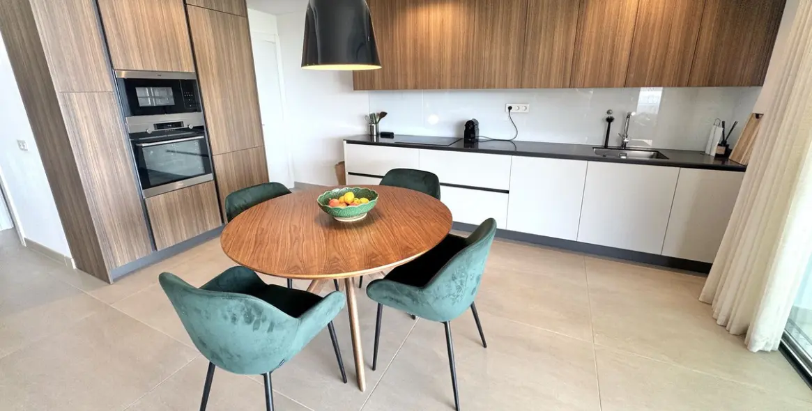 Sale of penthouse duplex in Carvajal 10