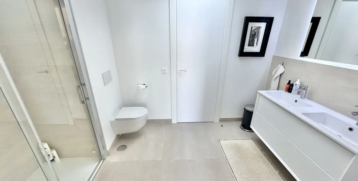 Sale of penthouse duplex in Carvajal 18