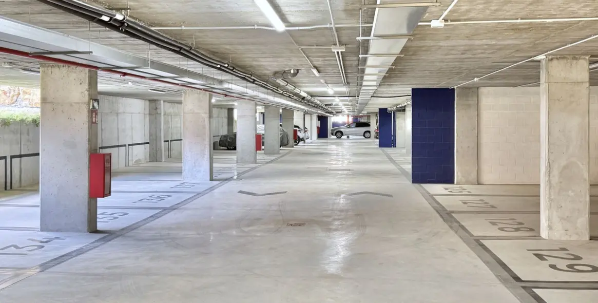 Sale of penthouse duplex in Carvajal 22