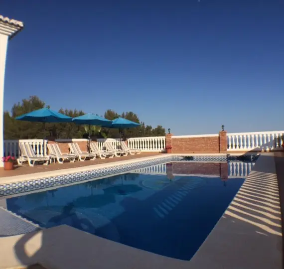 Oтдельно стоящая вилла R3258919