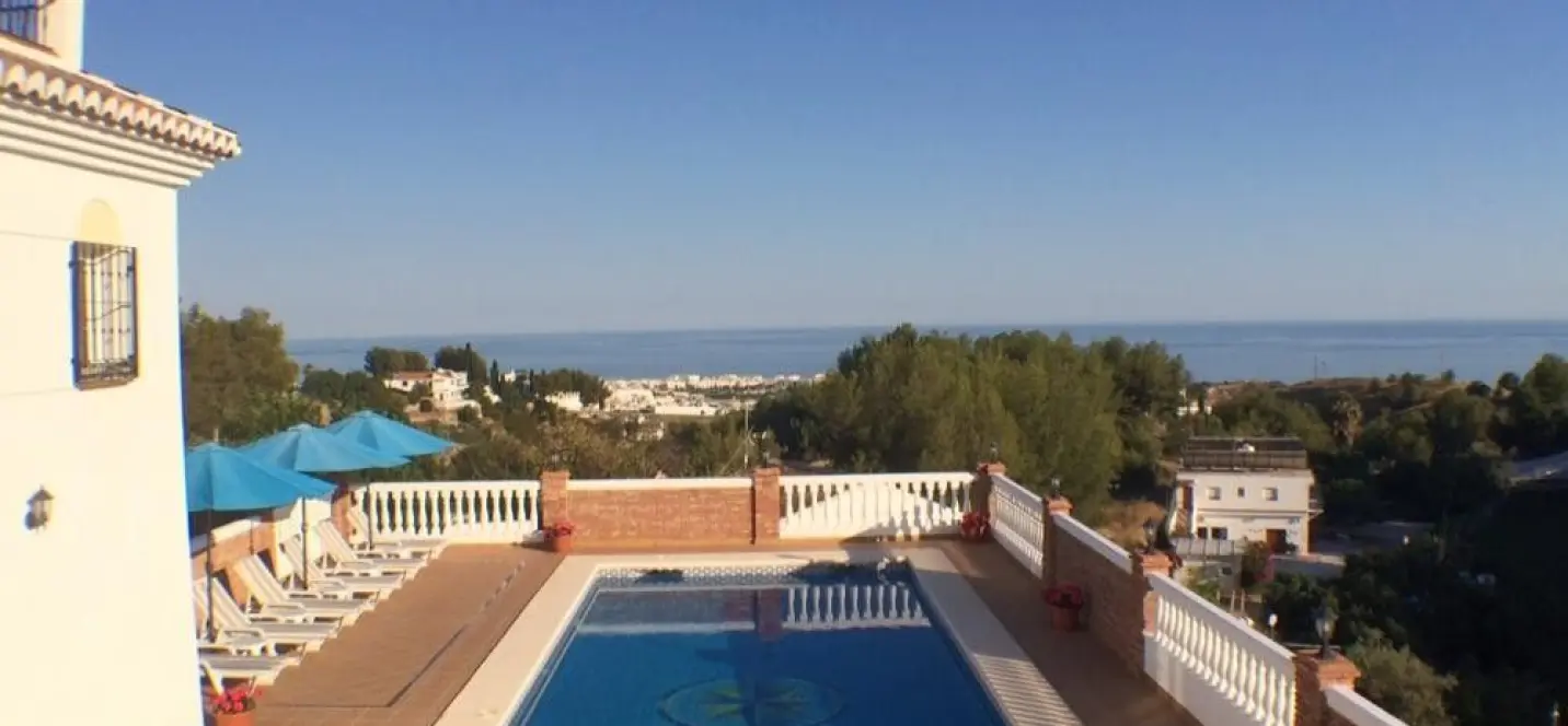 Sale of detached villa in Frigiliana 1