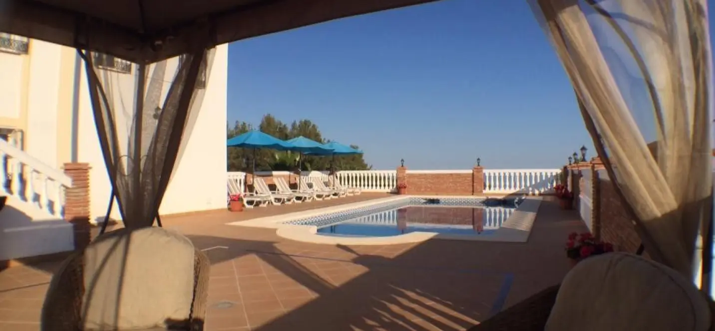 Sale of detached villa in Frigiliana 3