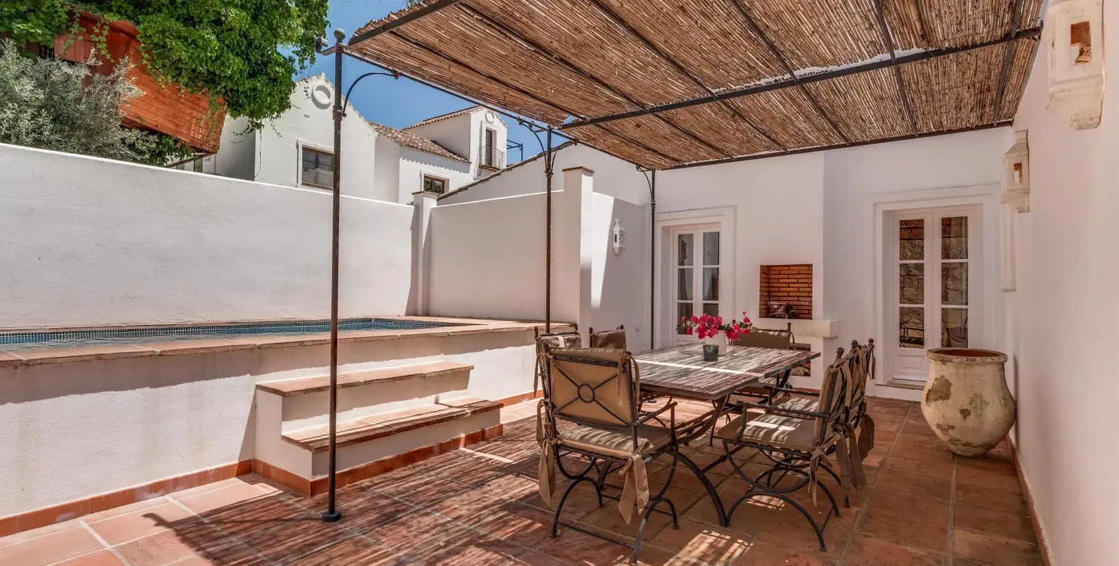 Sale of ground floor apartment in La Zagaleta 1