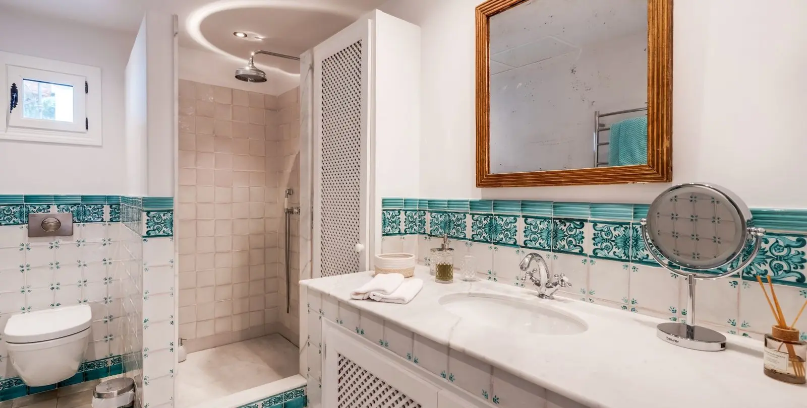 Sale of ground floor apartment in La Zagaleta 10