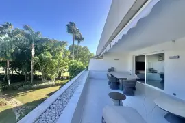 Image 4 thumb