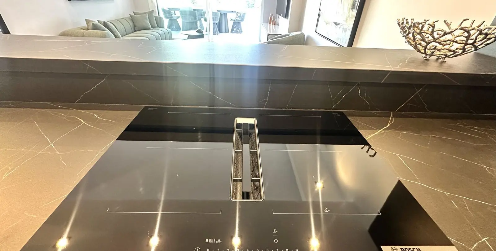 Sale of middle floor apartment in Marbella 13