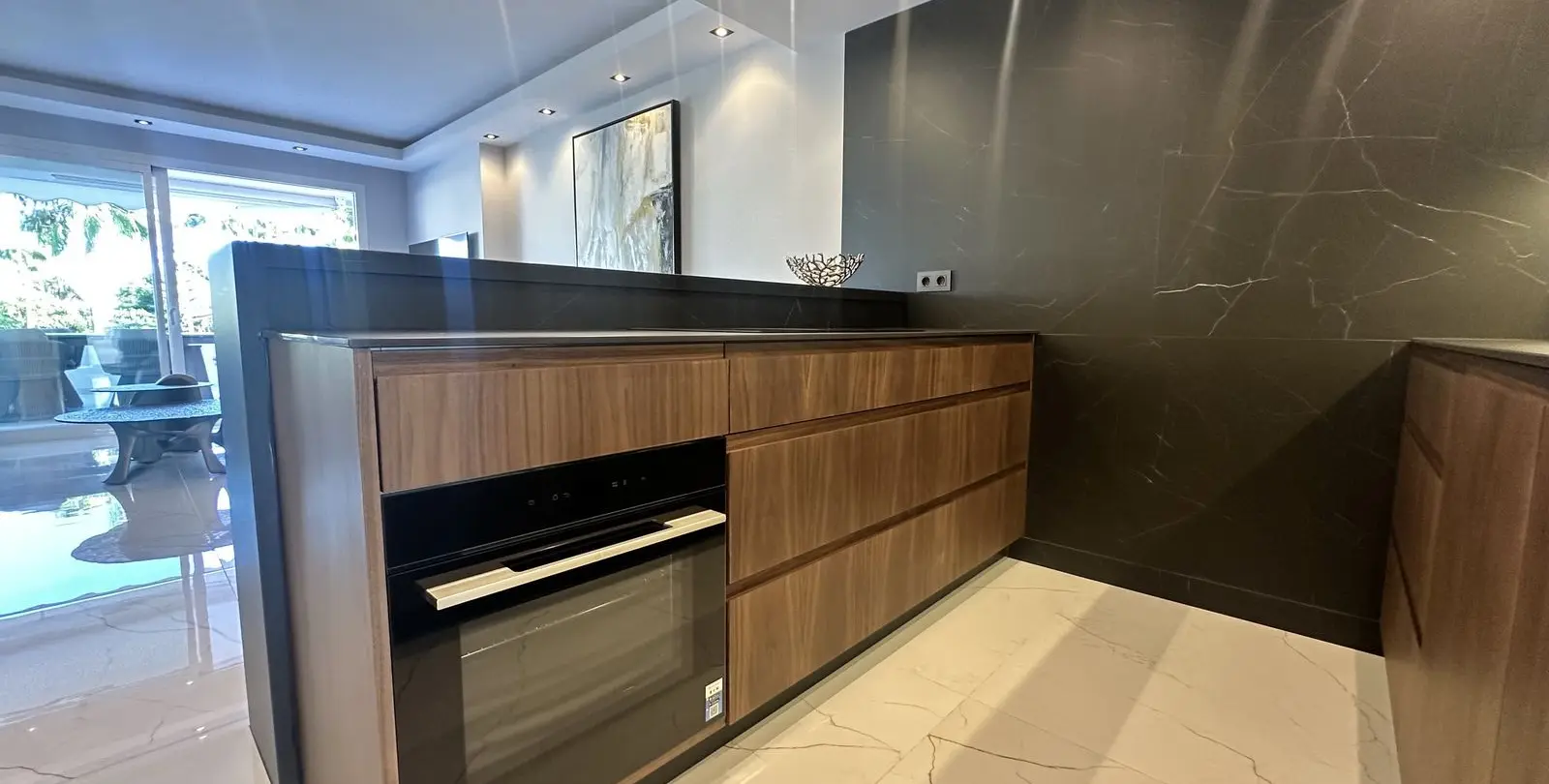 Sale of middle floor apartment in Marbella 15