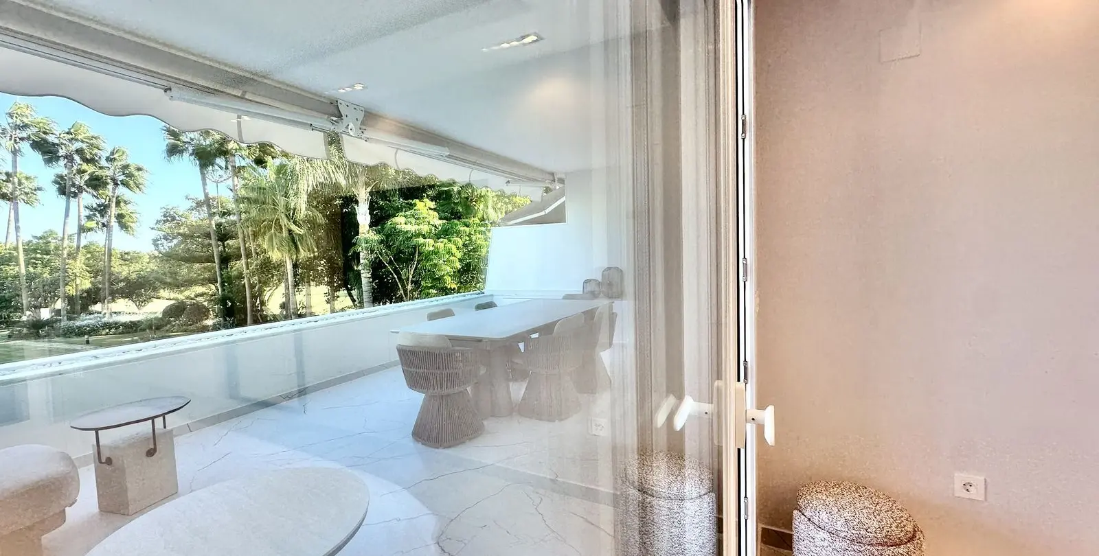 Sale of middle floor apartment in Marbella 49
