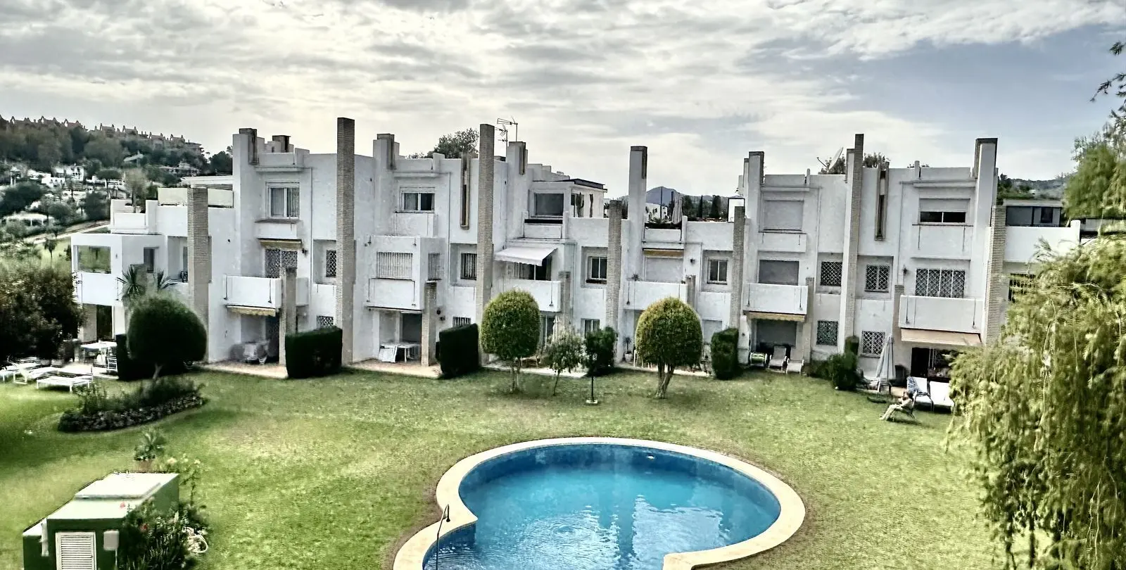 Sale of middle floor apartment in Marbella 62