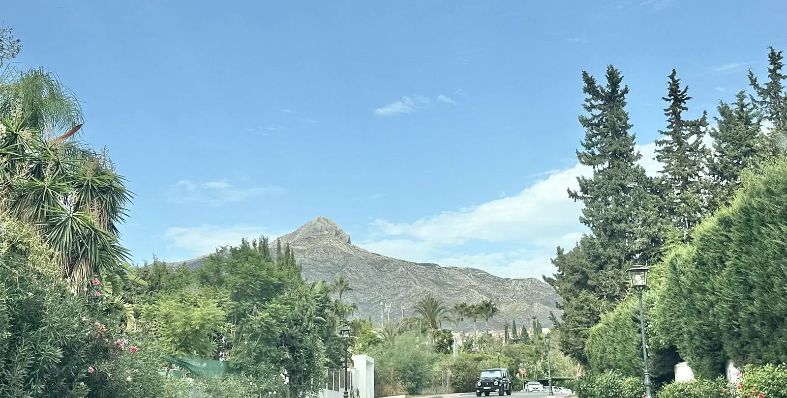 Sale of middle floor apartment in Marbella 67