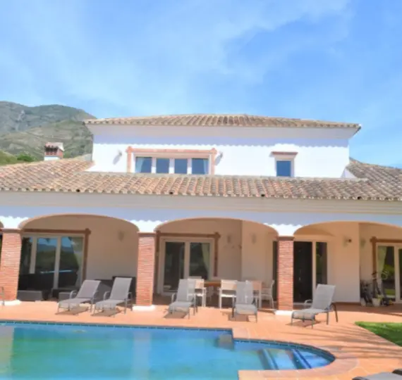 Venta de villa independiente en Mijas