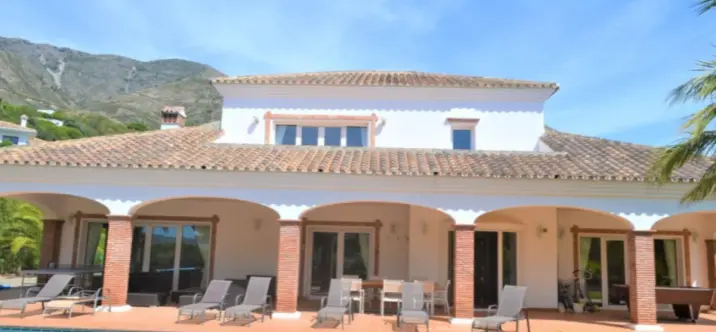 Venta de villa independiente en Mijas 0