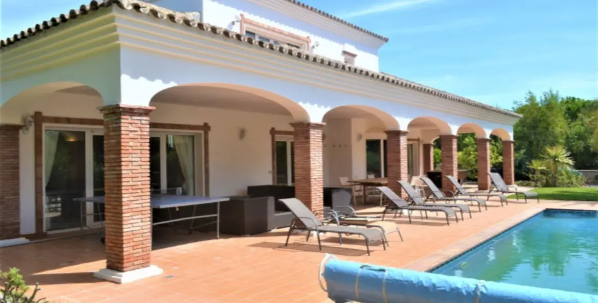 Продажа  отдельно стоящей виллы в Mijas 9