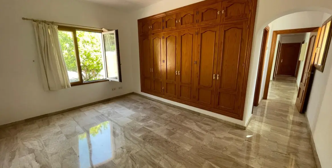 Sale of detached villa in Mijas 36