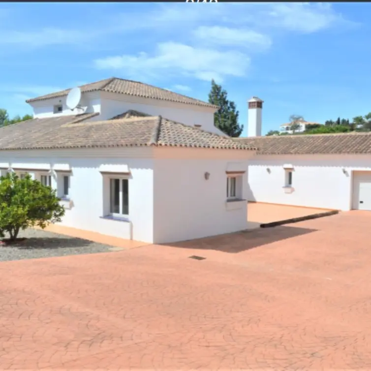 Sale of detached villa in Mijas