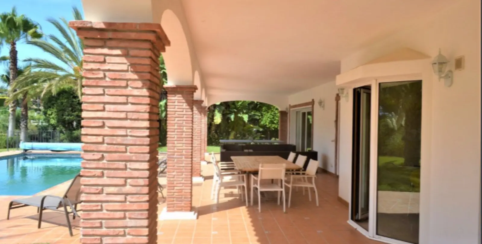 Sale of detached villa in Mijas 10