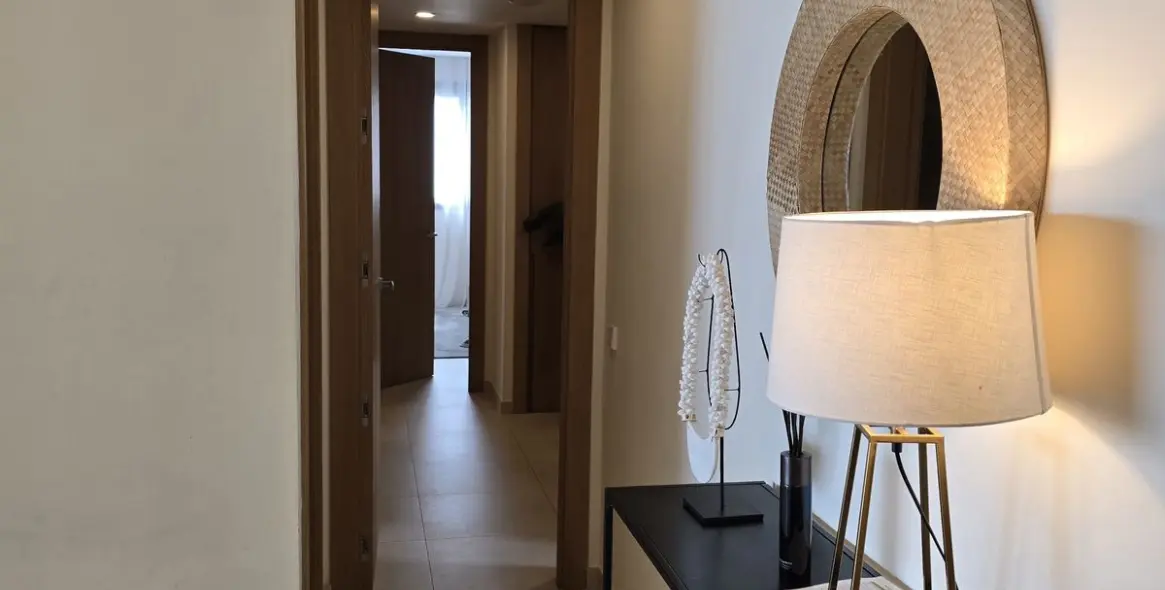 Sale of ground floor apartment in Benahavís 11