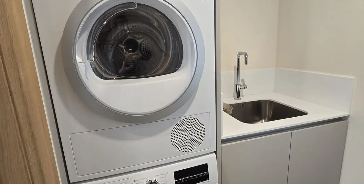 Sale of ground floor apartment in Benahavís 26