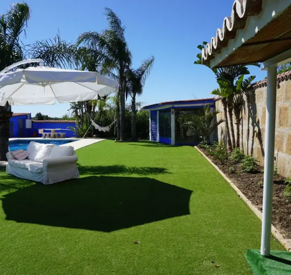 Sale of finca - cortijo in Estepona