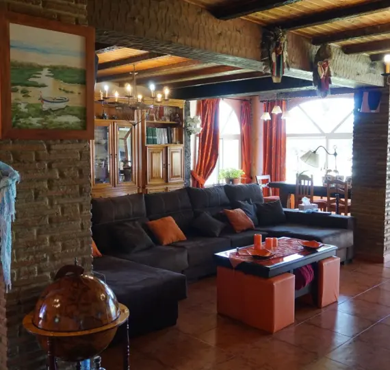 Sale of finca - cortijo in Estepona