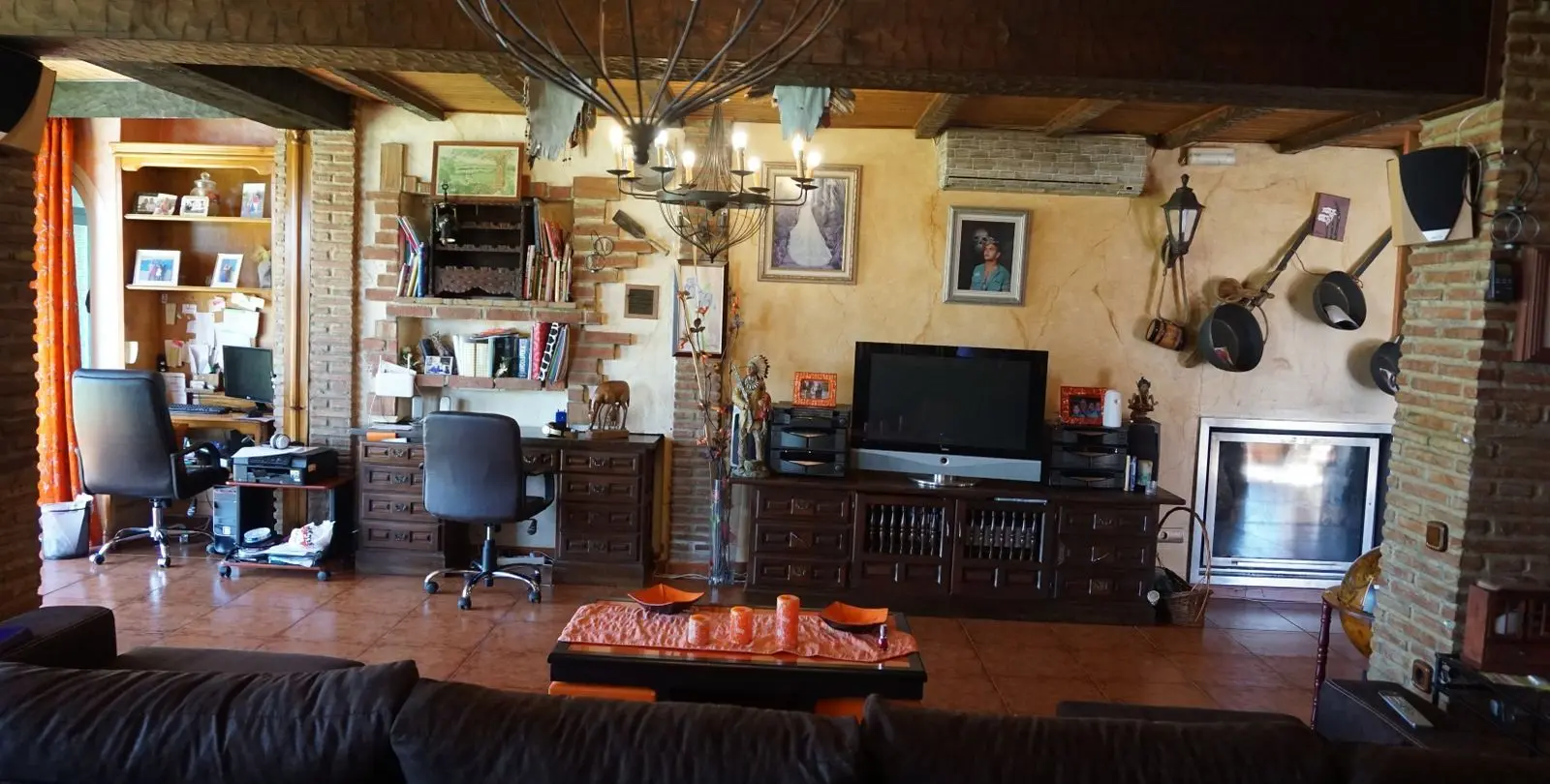 Sale of finca - cortijo in Estepona 2