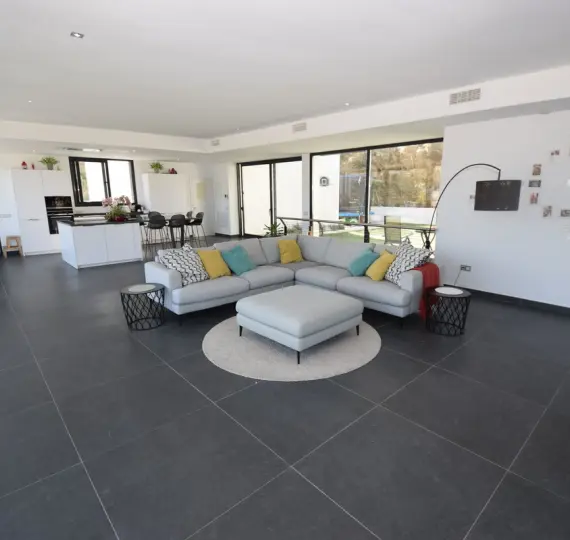 Venta de villa independiente en La Cala Golf