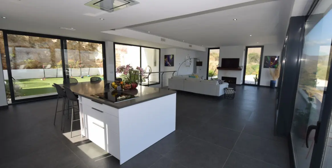 Venta de villa independiente en La Cala Golf 10