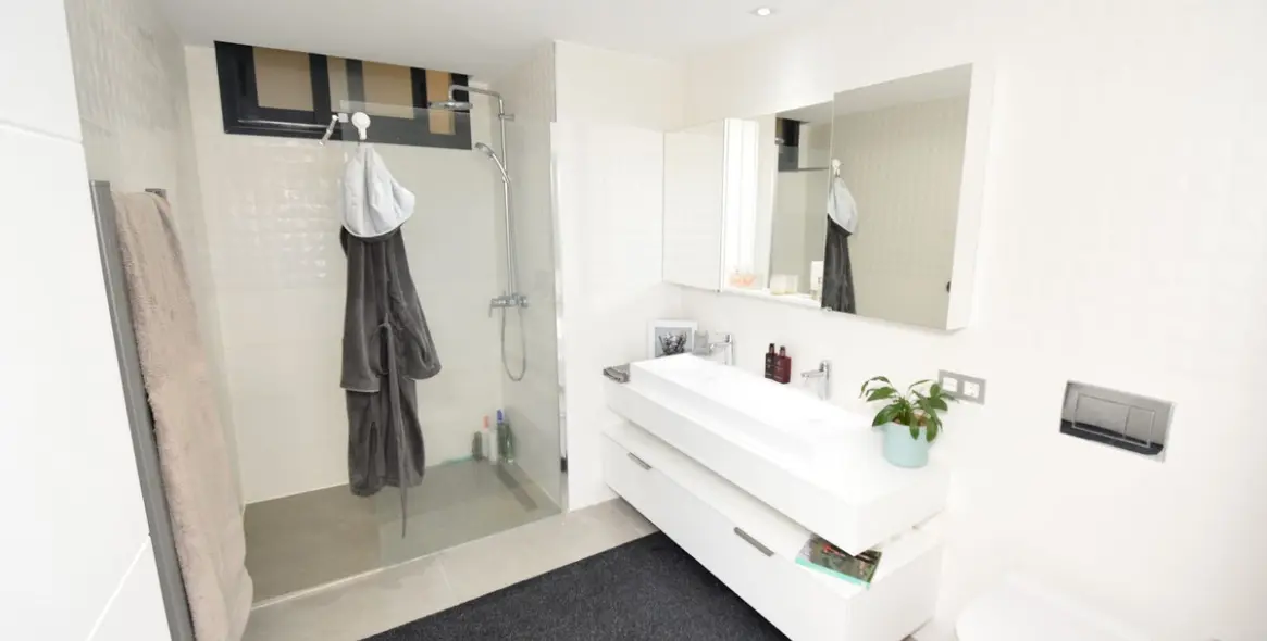 Venta de villa independiente en La Cala Golf 20