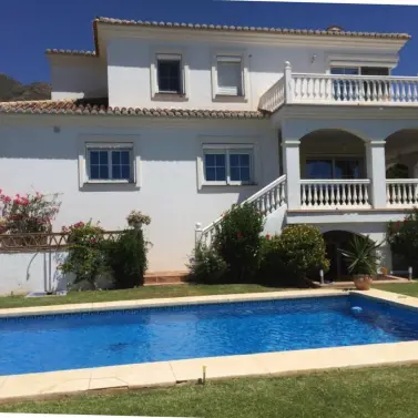 Venta de villa independiente en Mijas