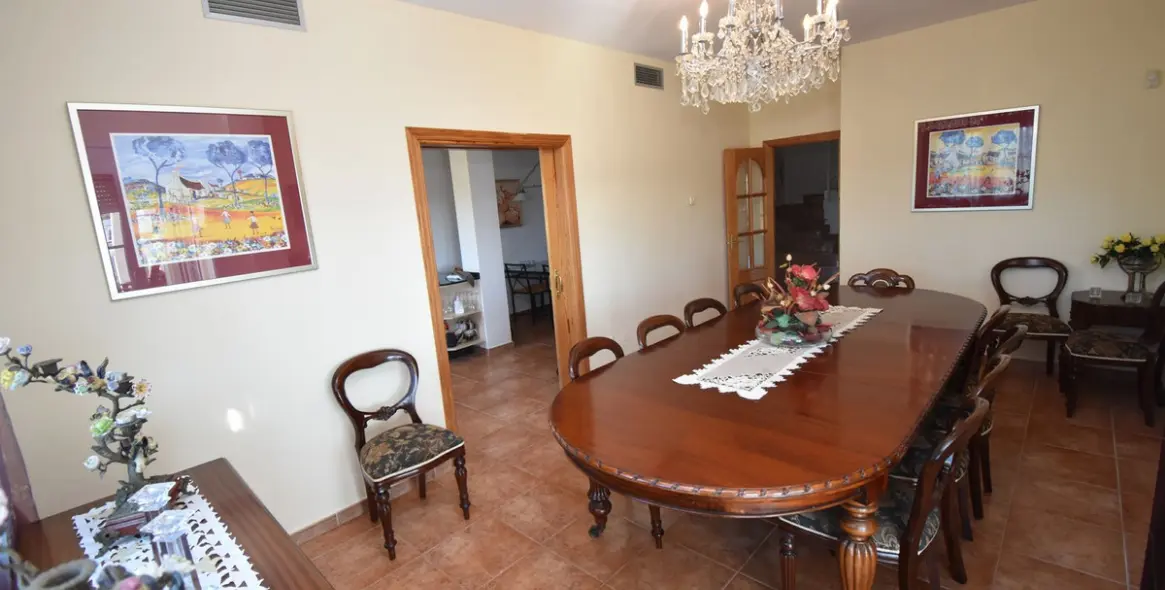 Продажа  отдельно стоящей виллы в Mijas 5